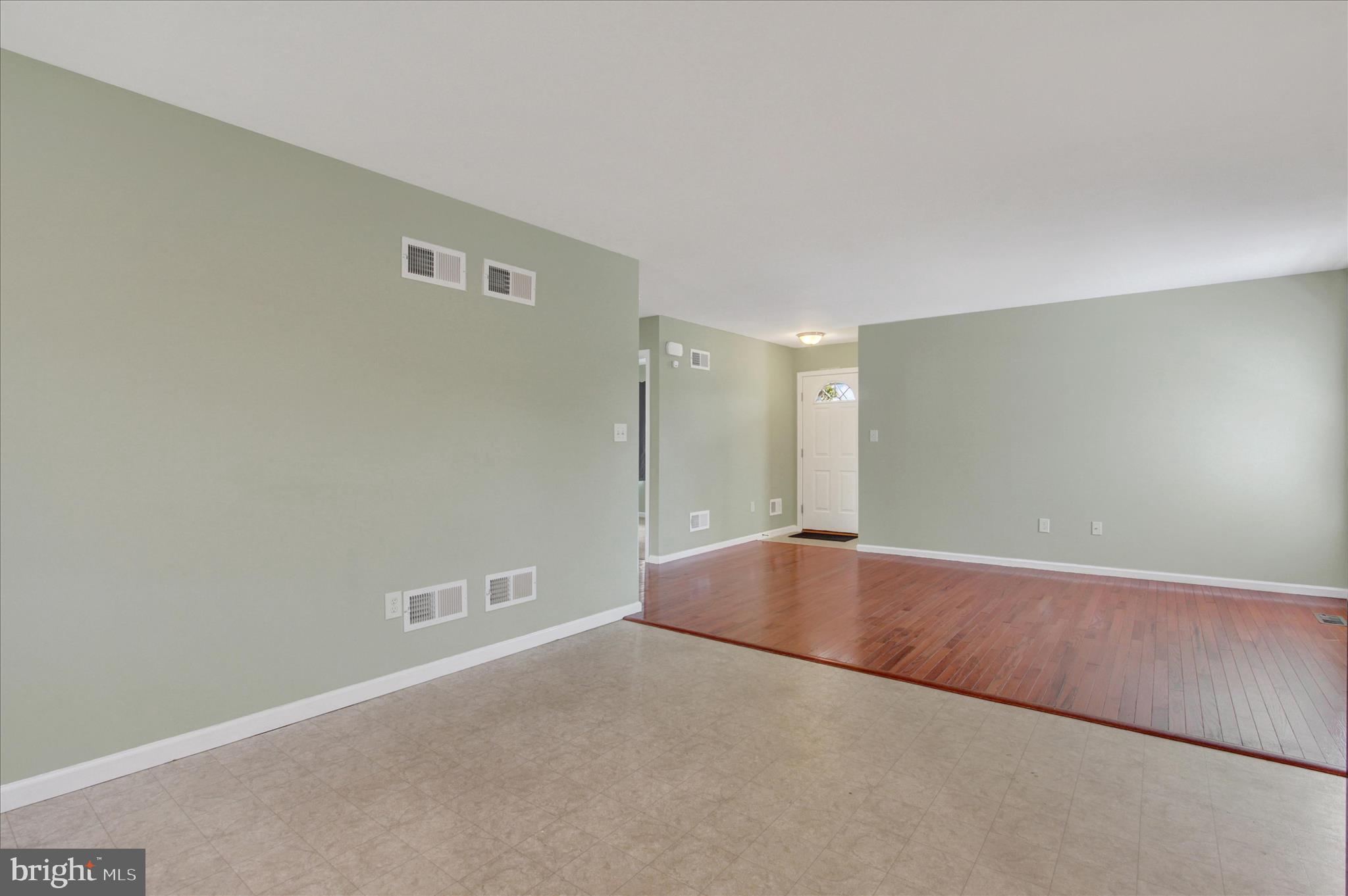 APPLEWOOD - Residential