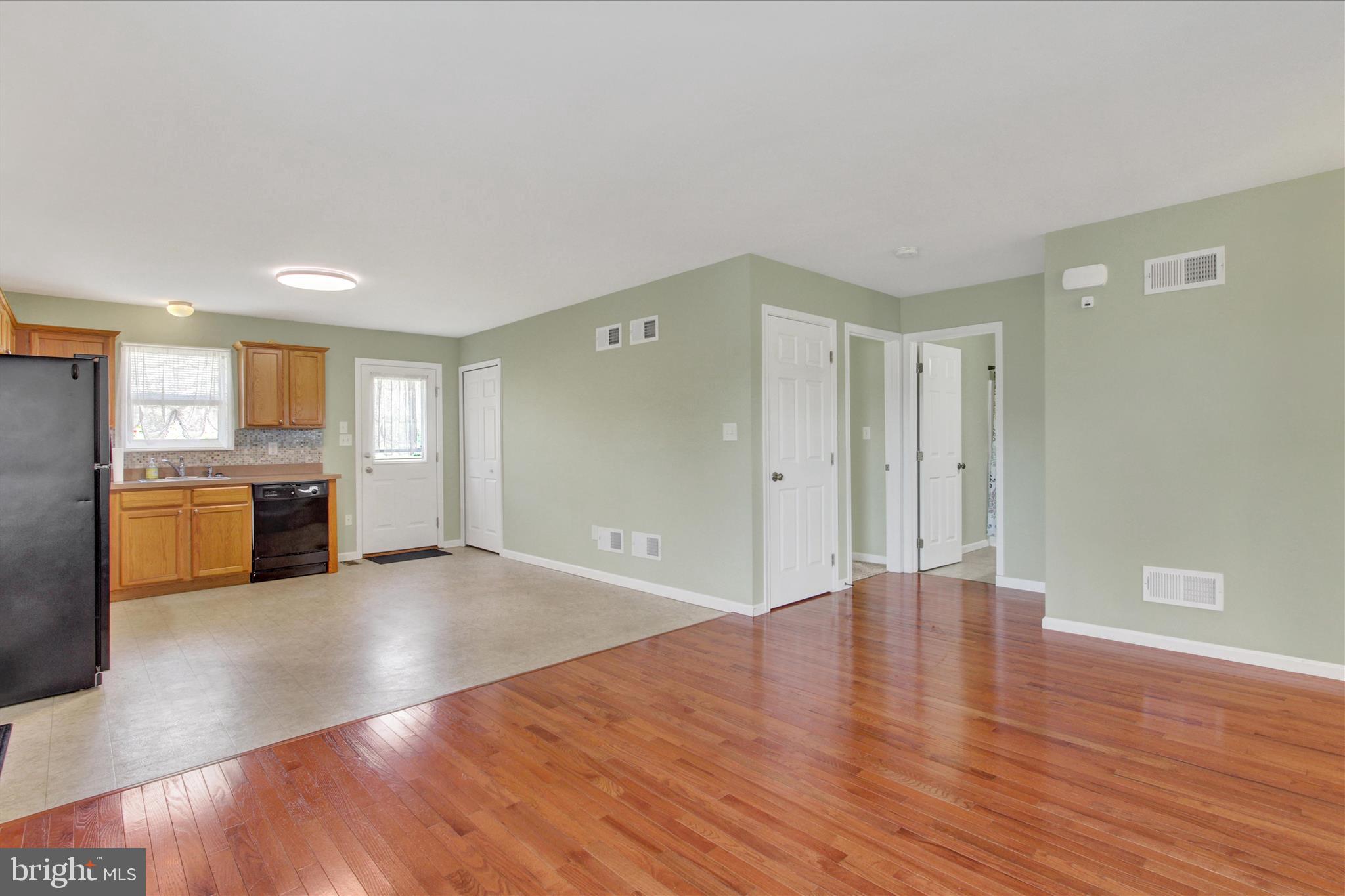 APPLEWOOD - Residential