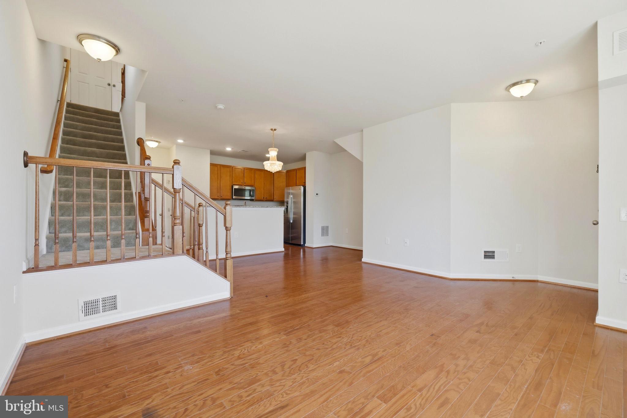 EAST GATE 3 CONDOMINIUM - Residential