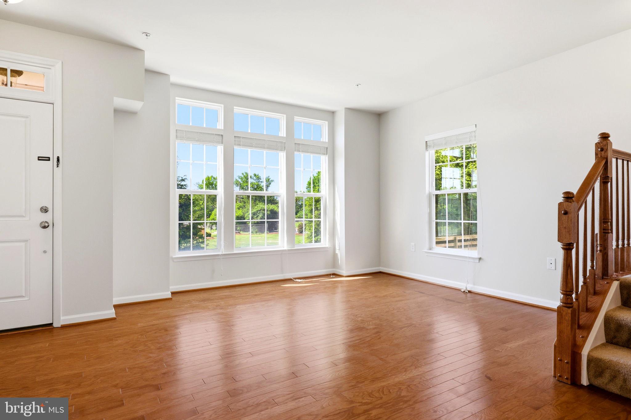 EAST GATE 3 CONDOMINIUM - Residential
