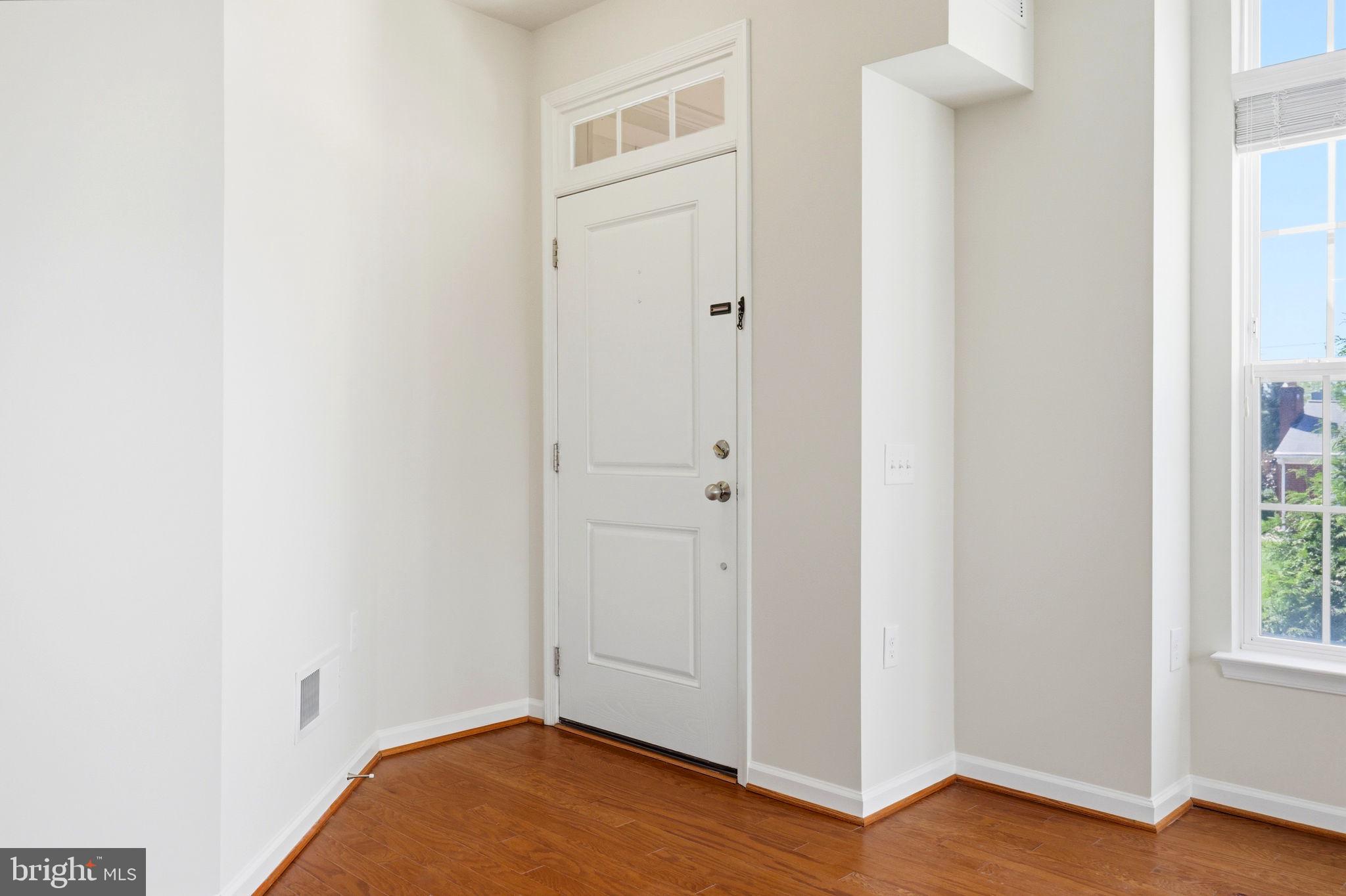 EAST GATE 3 CONDOMINIUM - Residential