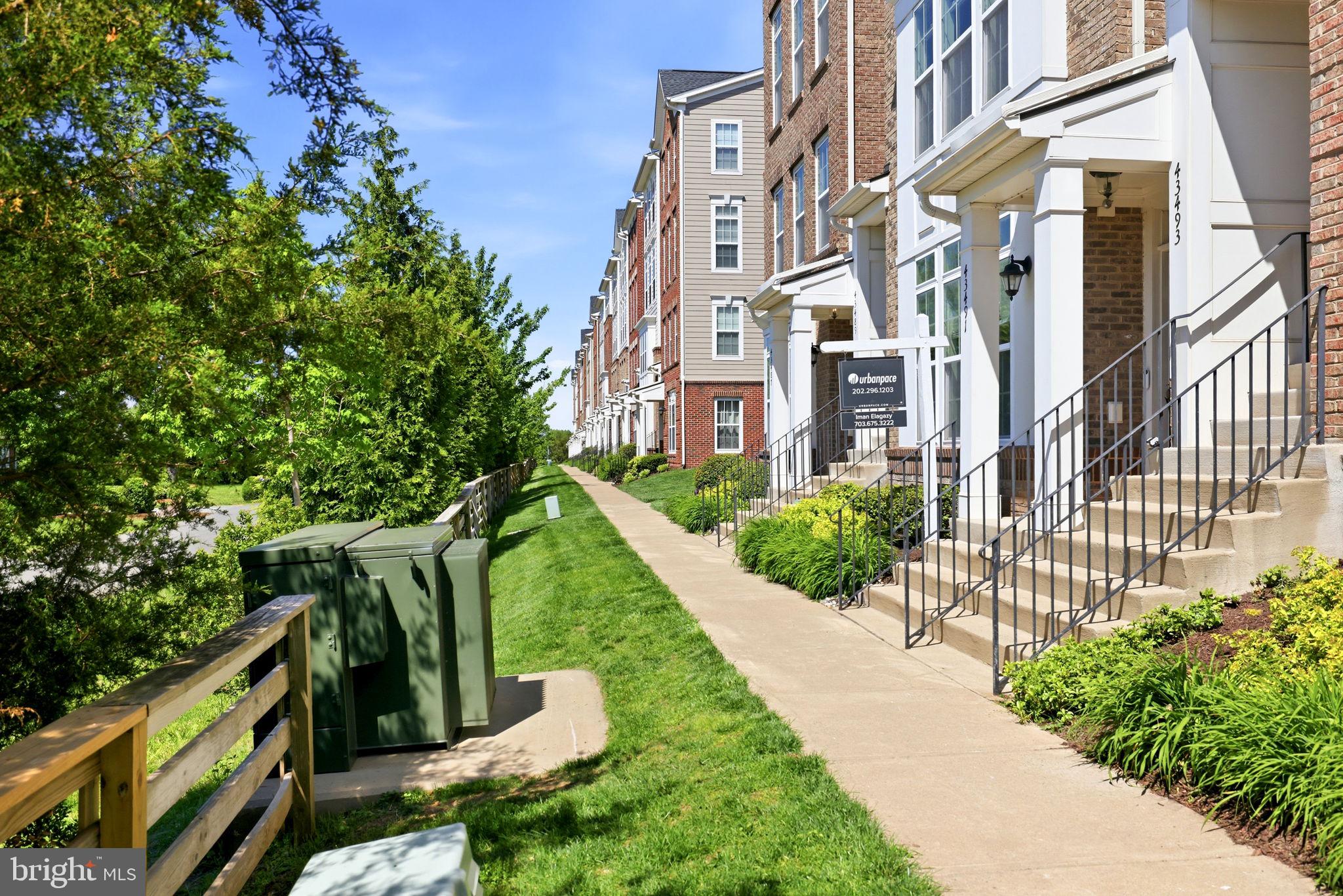 EAST GATE 3 CONDOMINIUM - Residential