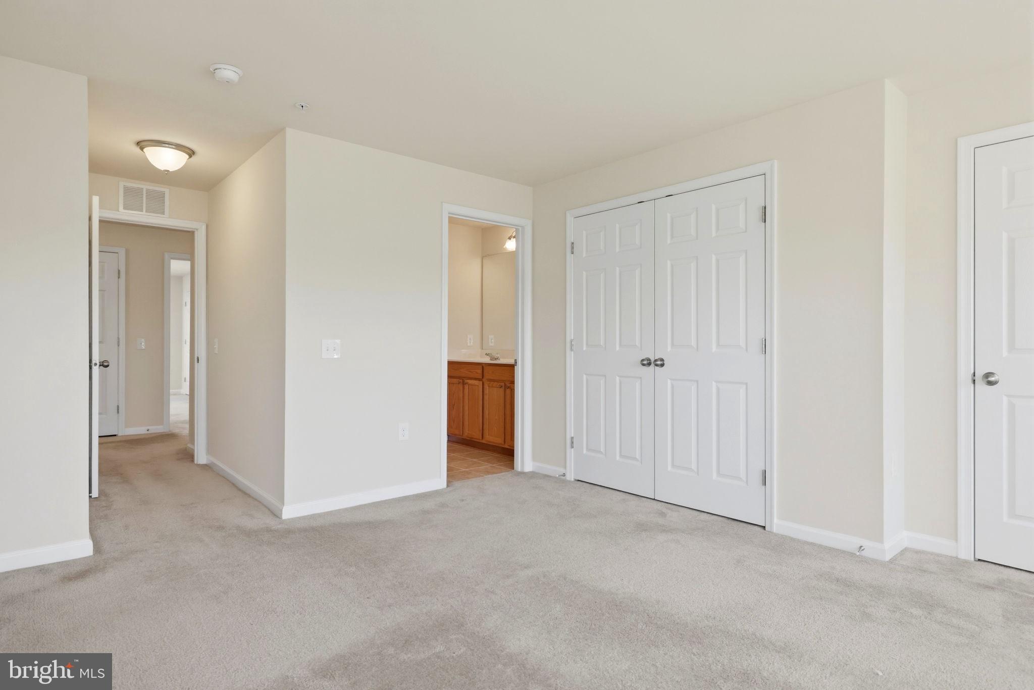 EAST GATE 3 CONDOMINIUM - Residential