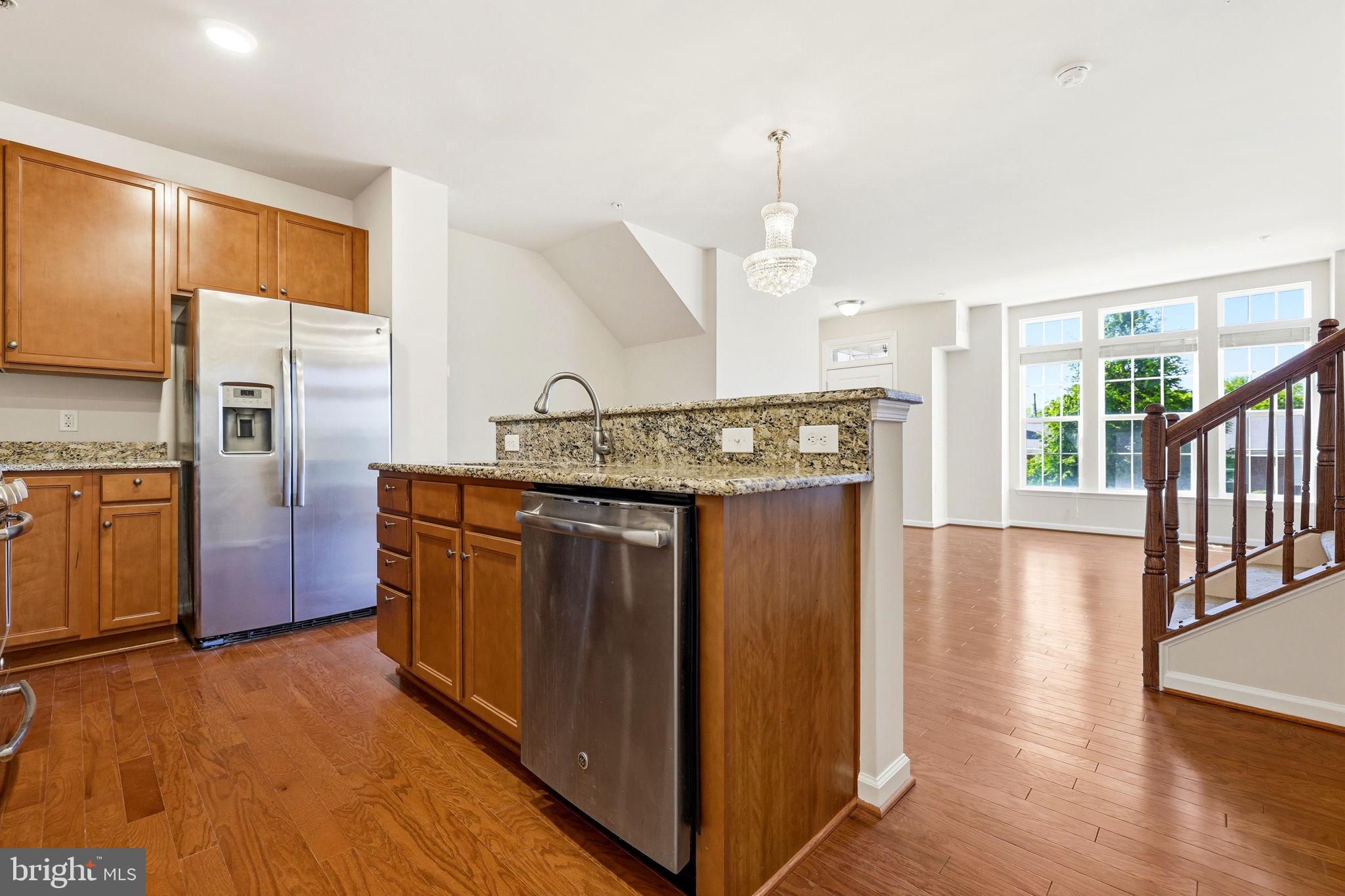EAST GATE 3 CONDOMINIUM - Residential