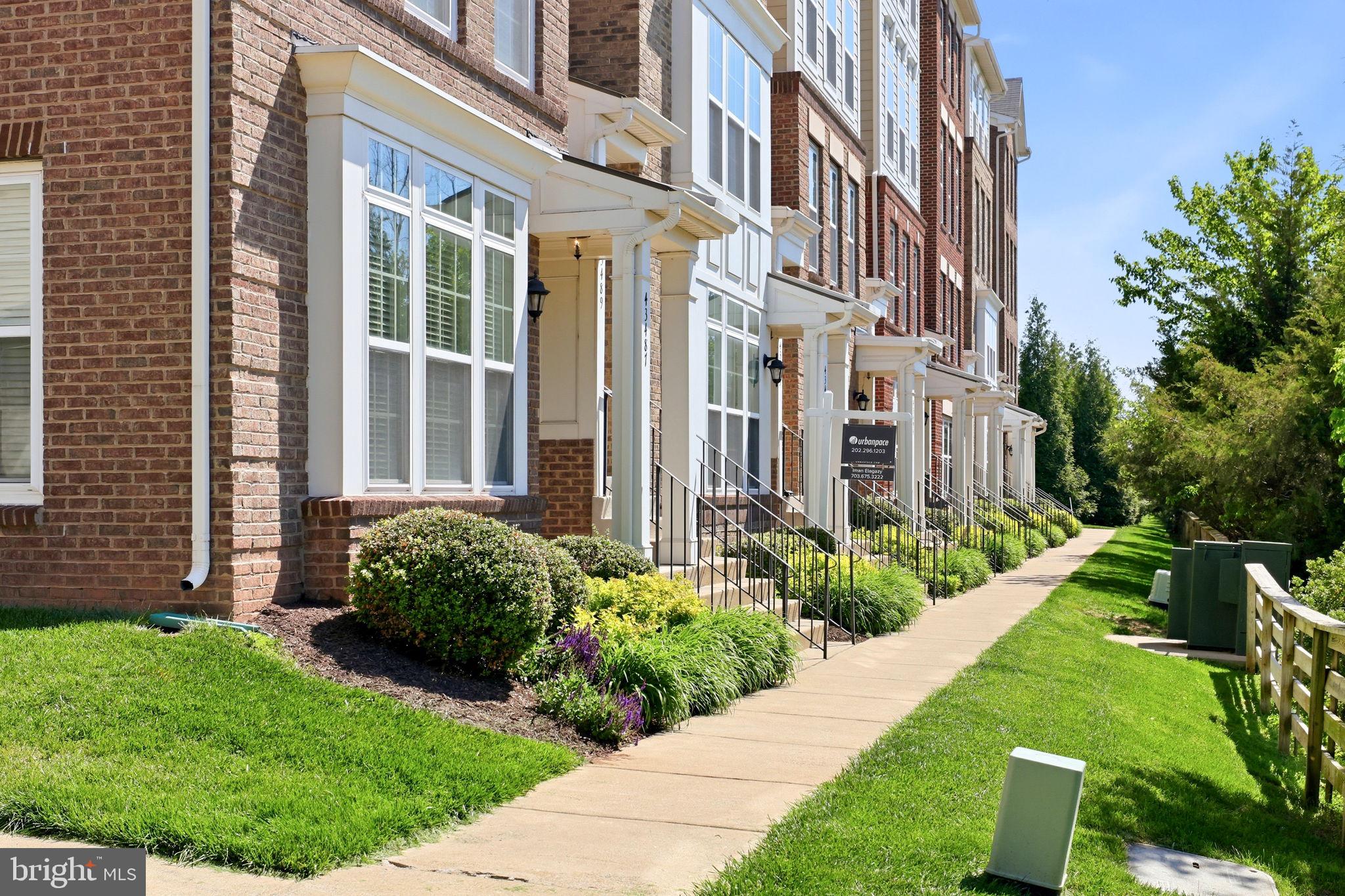 EAST GATE 3 CONDOMINIUM - Residential