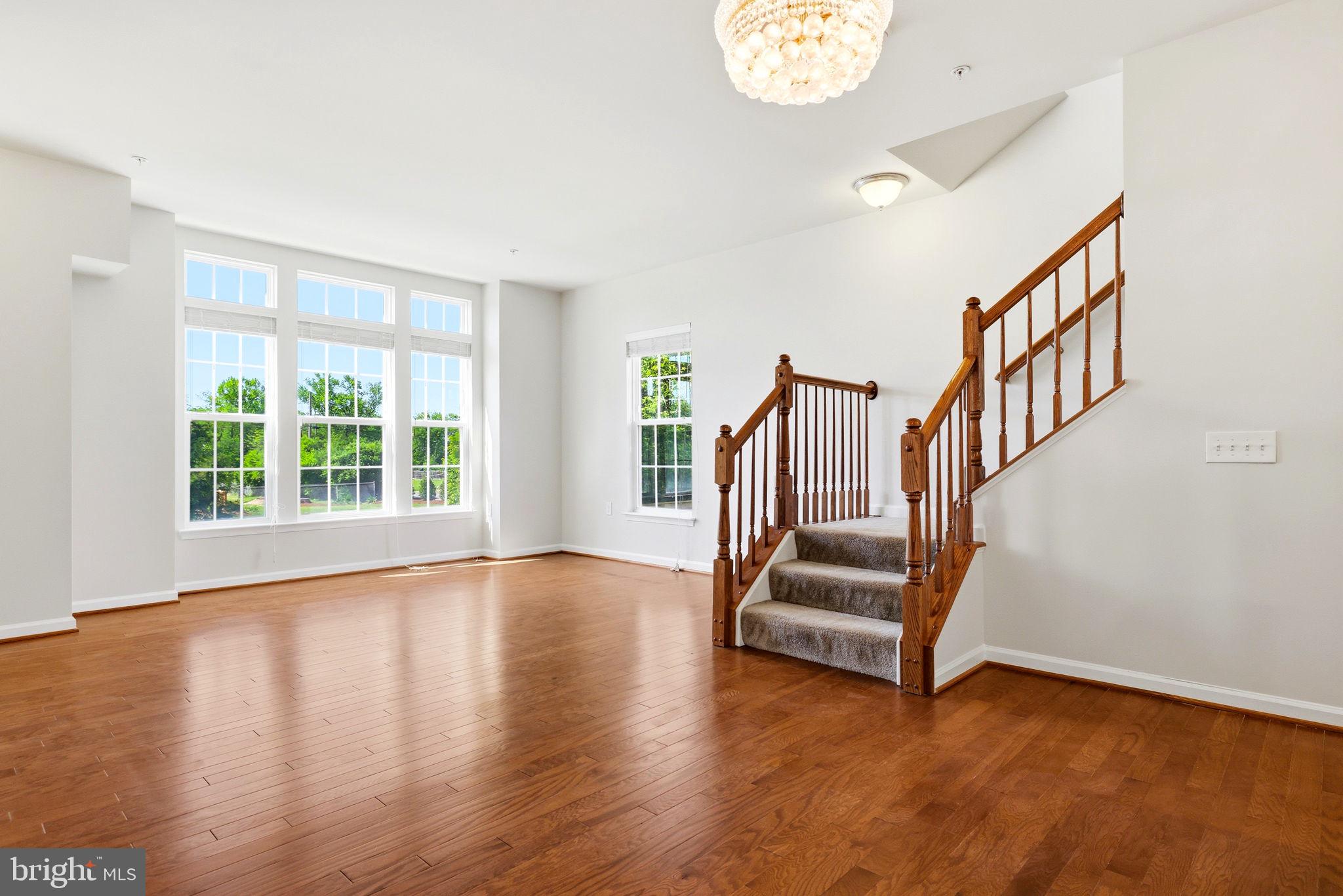 EAST GATE 3 CONDOMINIUM - Residential