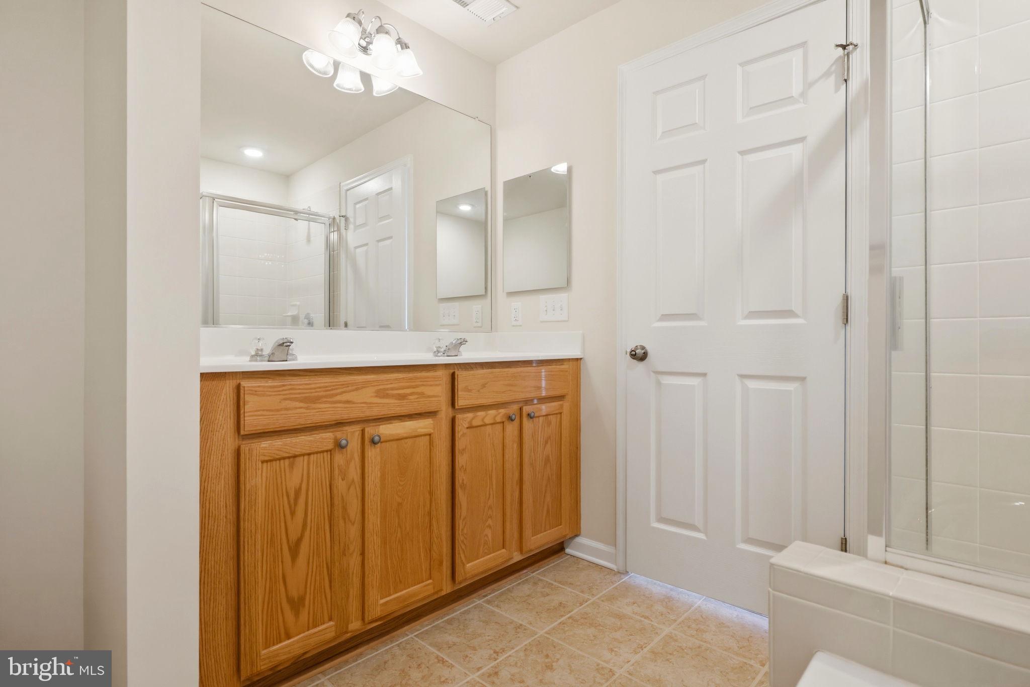 EAST GATE 3 CONDOMINIUM - Residential