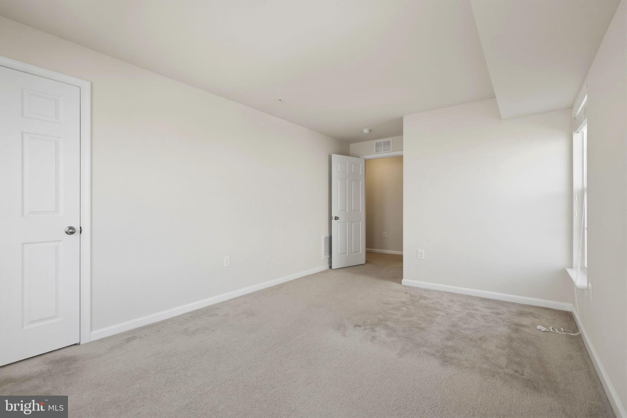 EAST GATE 3 CONDOMINIUM - Residential
