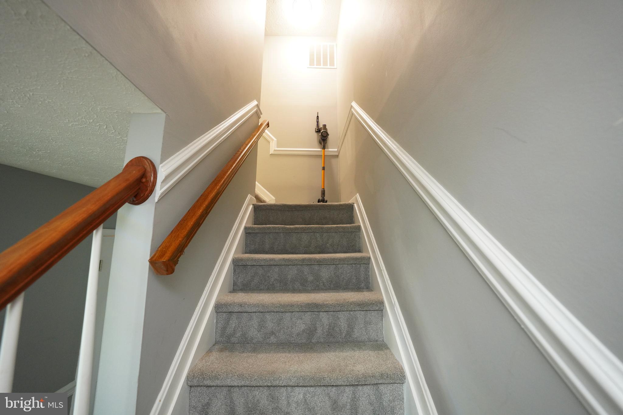 LANCASTER - Residential Lease