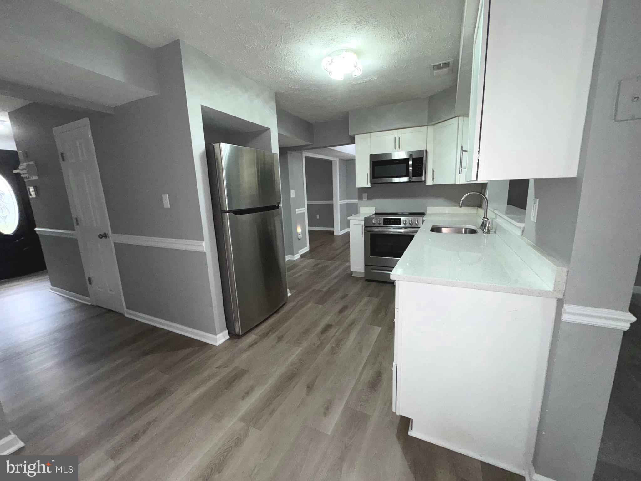 LANCASTER - Residential Lease