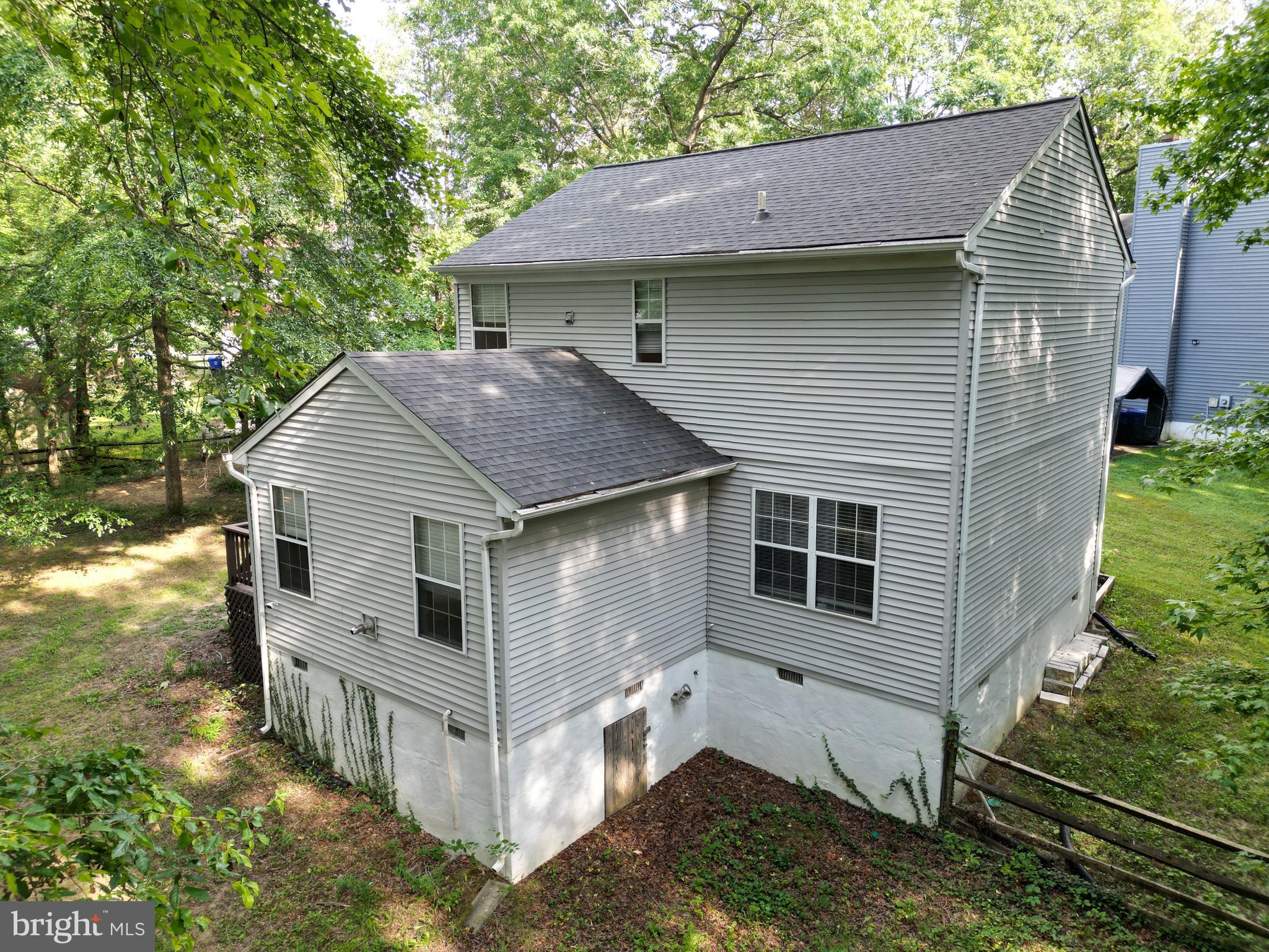 LANCASTER - Residential Lease