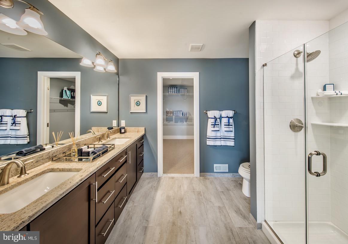 WALNUT CREEK AT MONT - Residential Lease