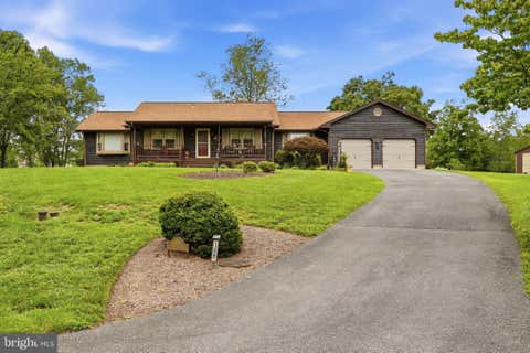 Homes For Sale - 109 Par Court<br/> CROSS JUNCTION, VA 22625