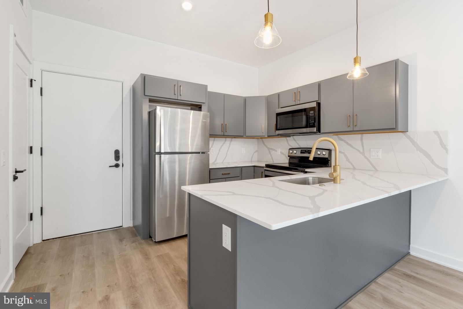 FISHTOWN - Residential Lease