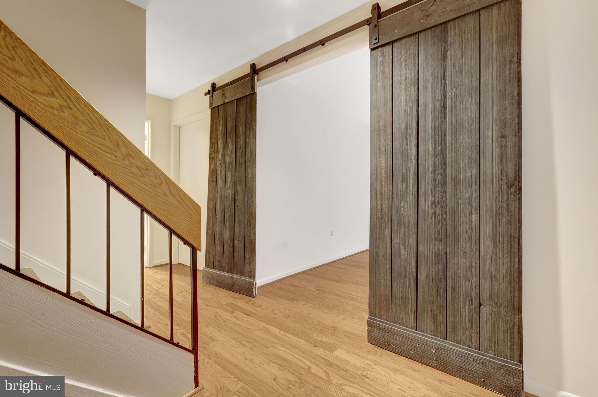 RESTON - Residential