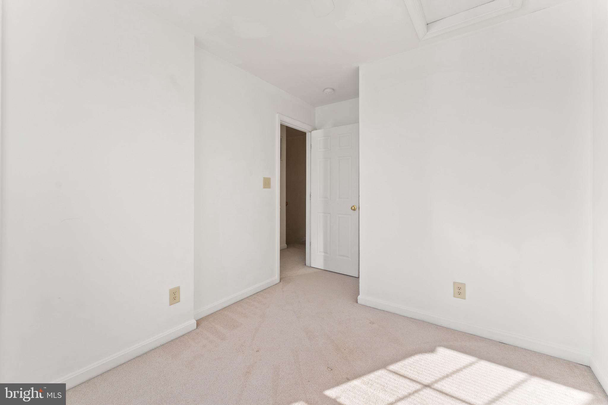 SALEM FIELDS - Residential