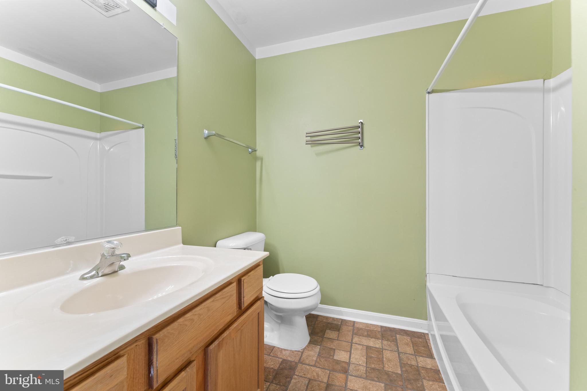 SALEM FIELDS - Residential