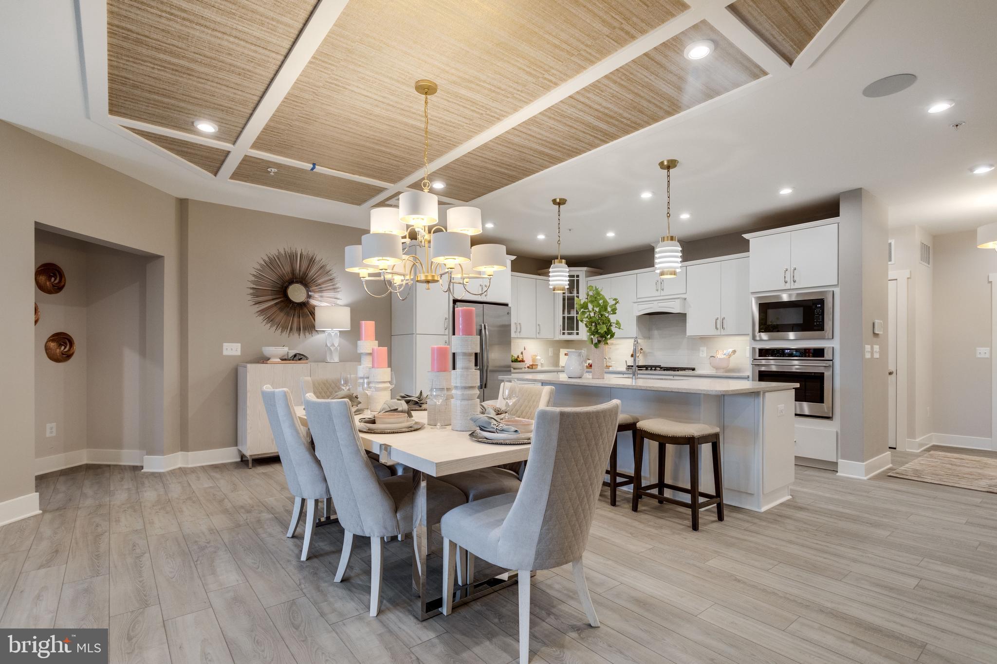 FOUR SEASONS AT KENT ISLAND - Residential