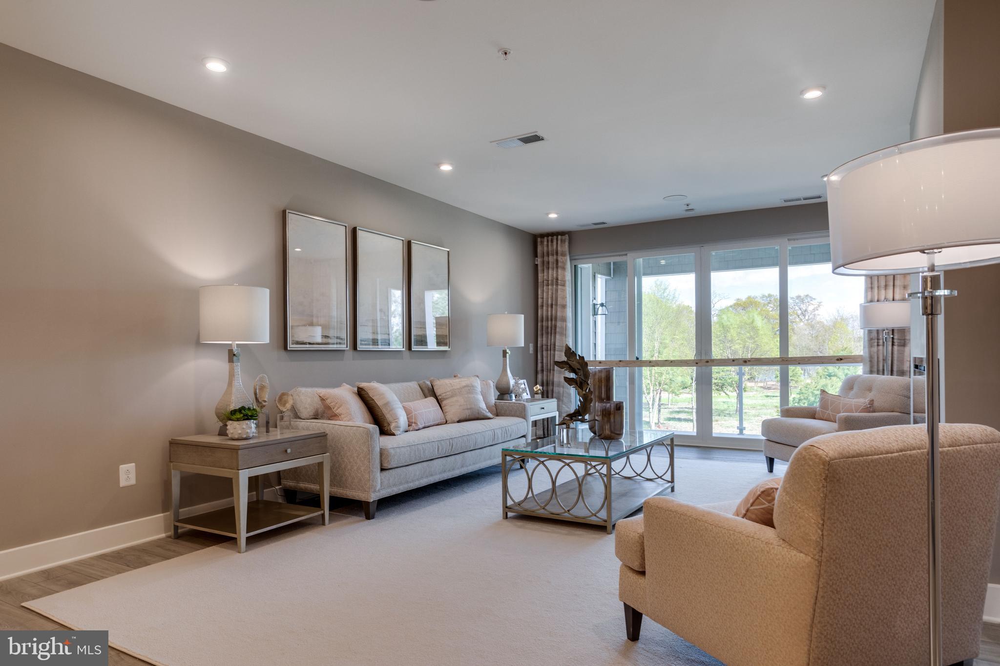 FOUR SEASONS AT KENT ISLAND - Residential