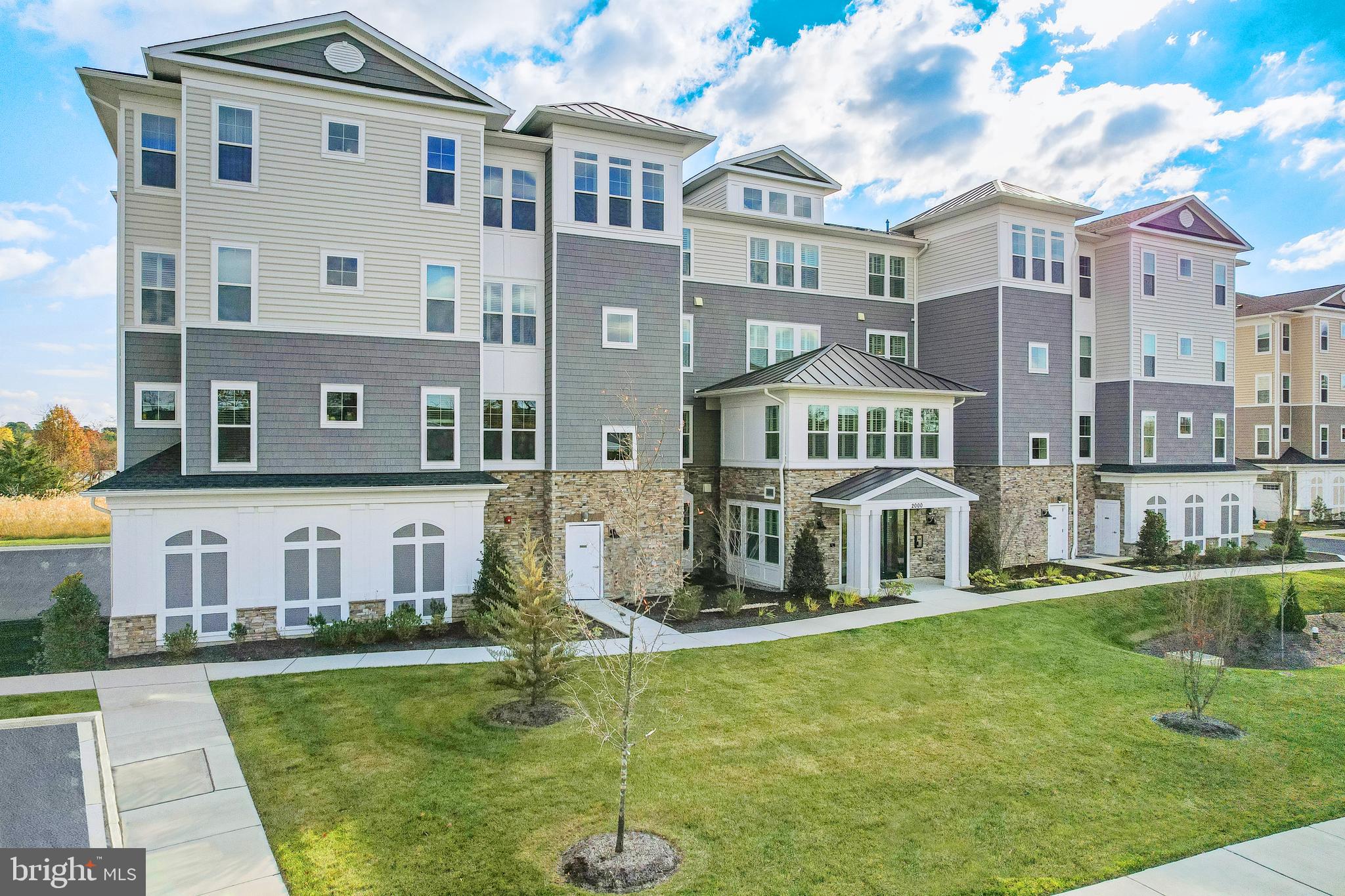 FOUR SEASONS AT KENT ISLAND - Residential