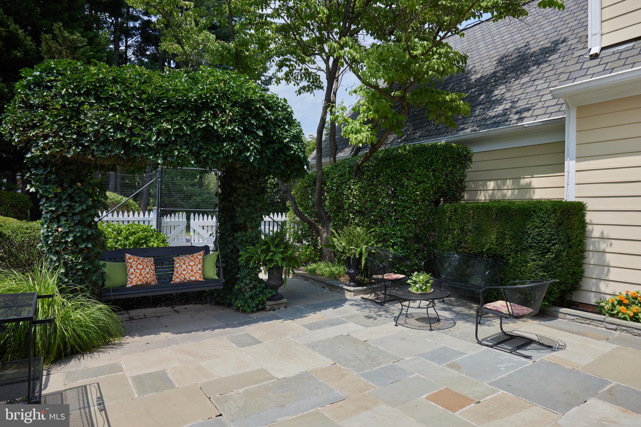 BEALLMOUNT - Residential