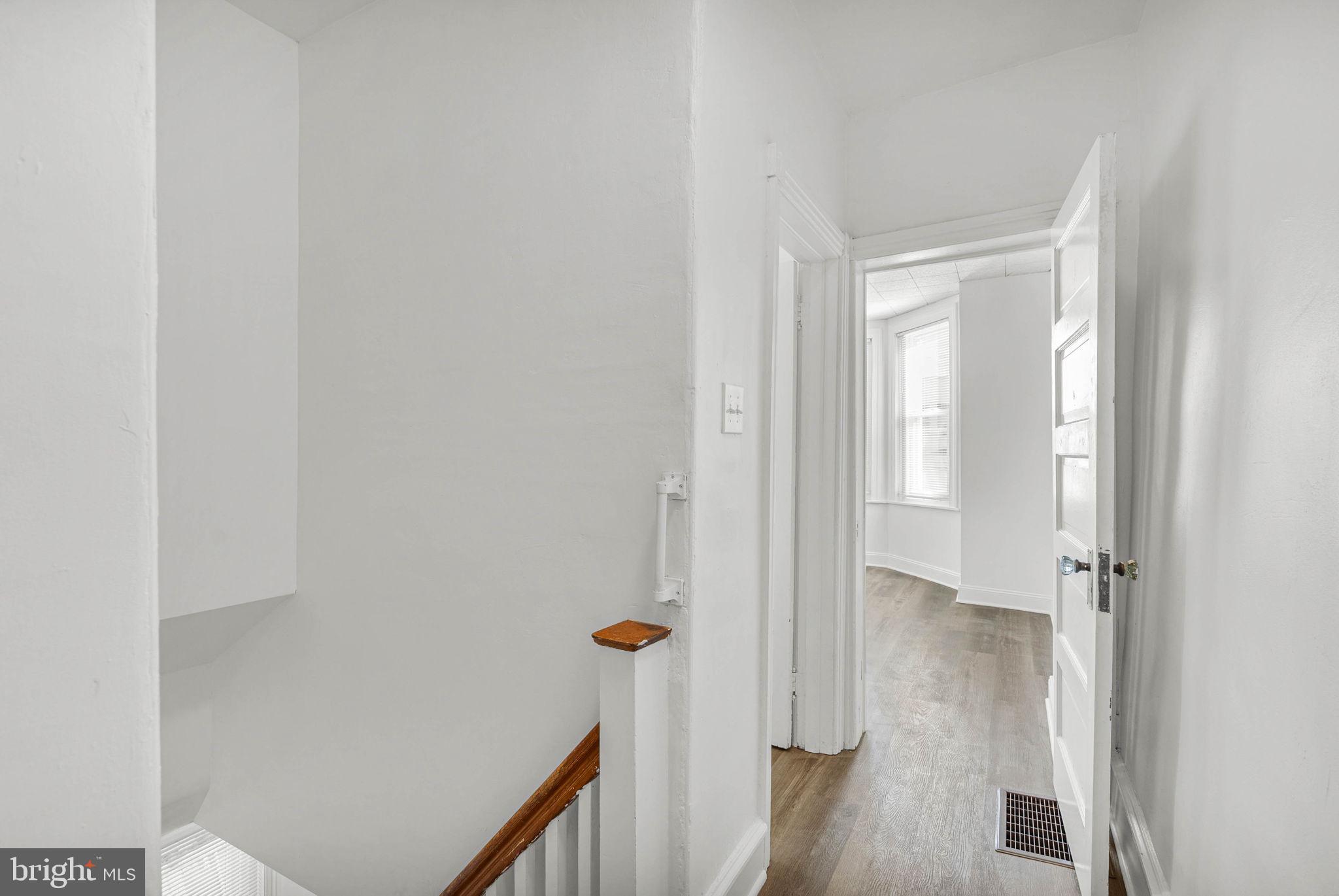 ROXBOROUGH - Residential