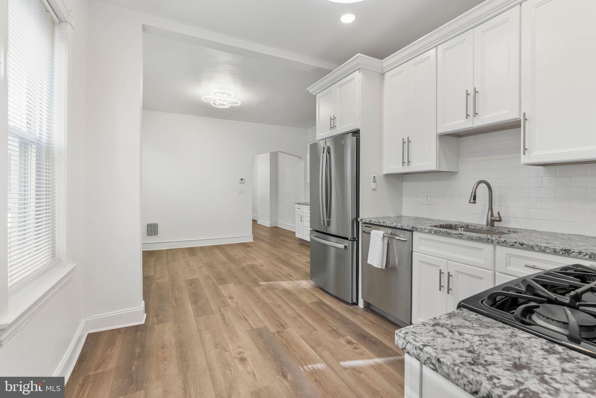 ROXBOROUGH - Residential