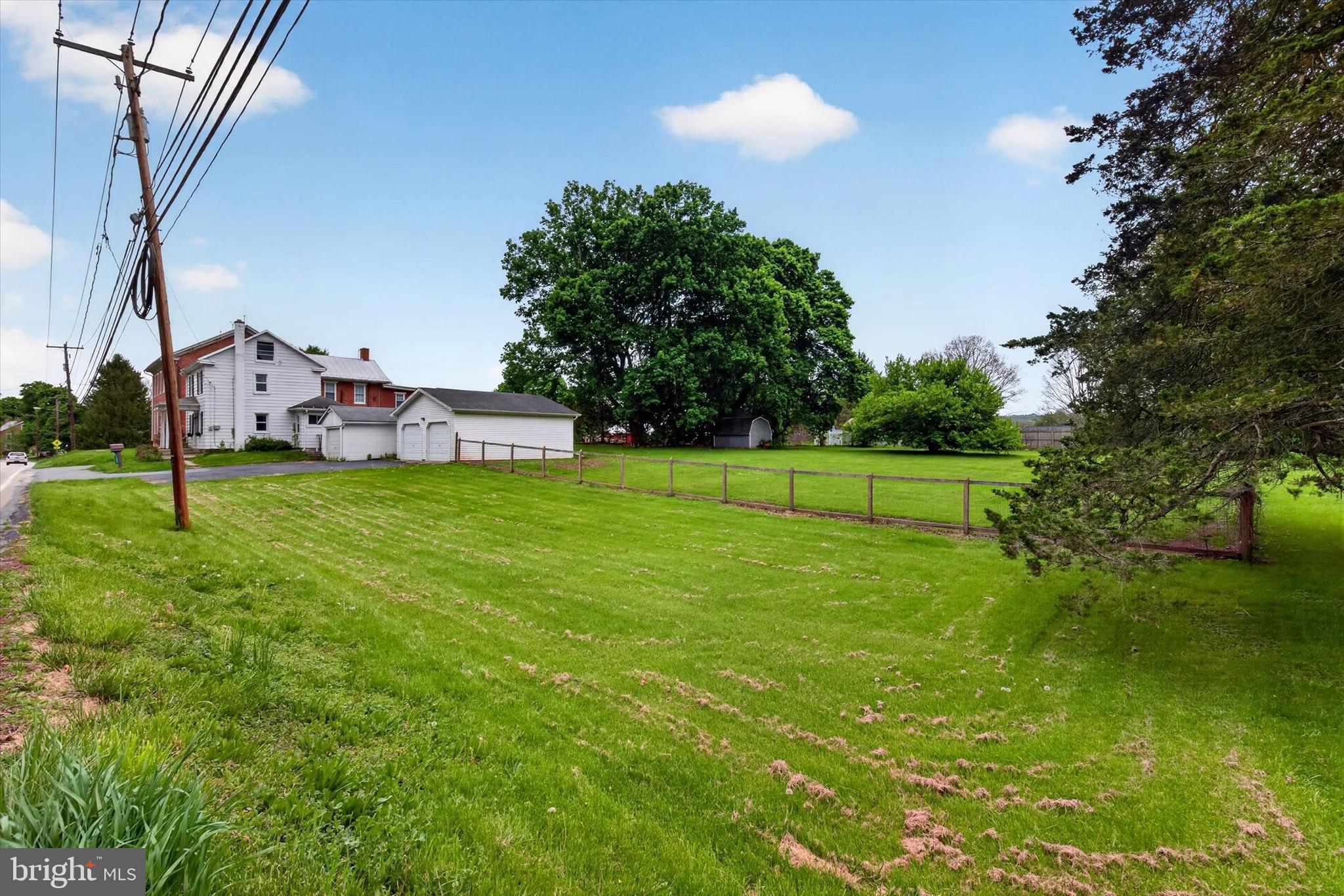 LISBURN - Residential
