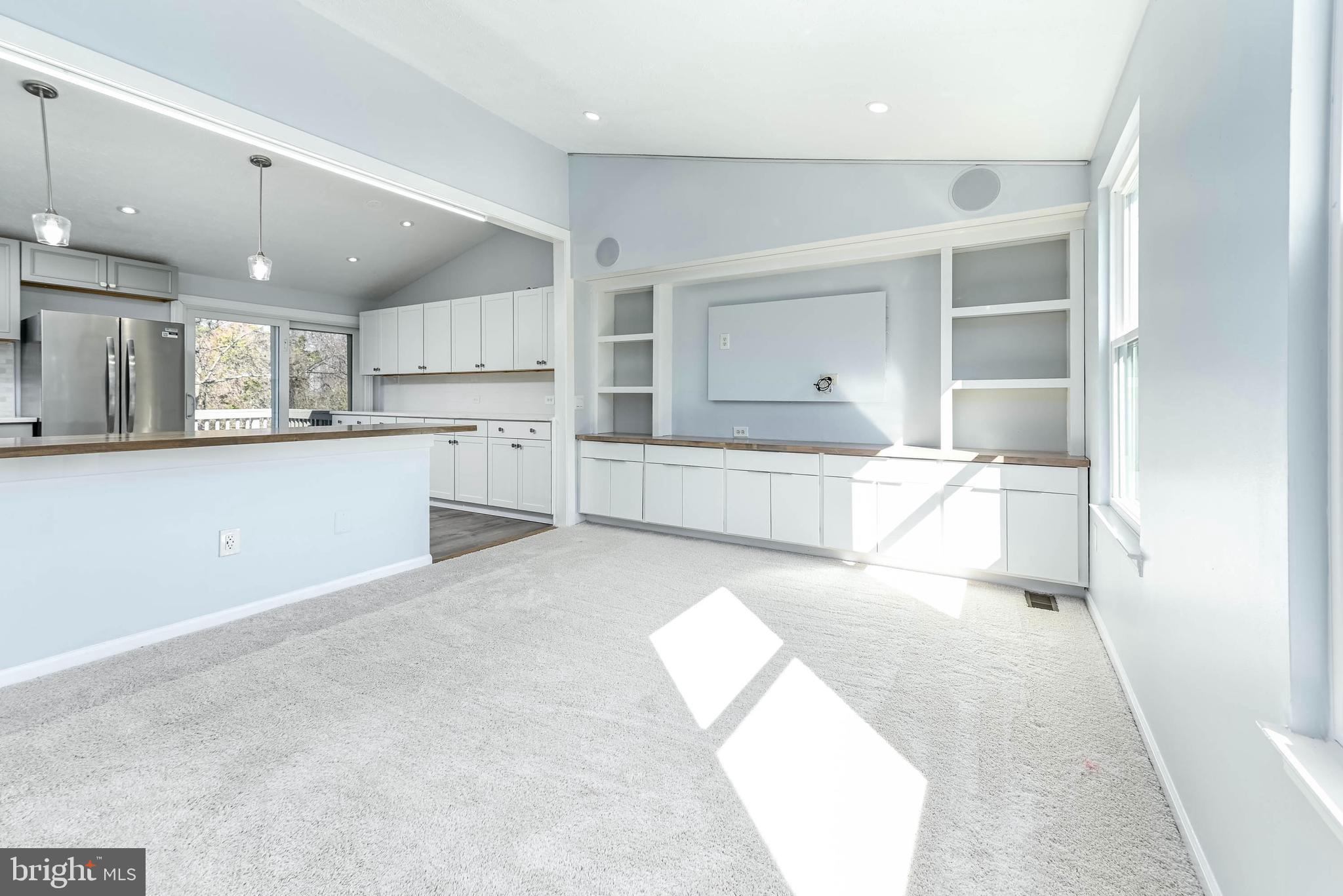 SPRING GROVE FARM - Residential