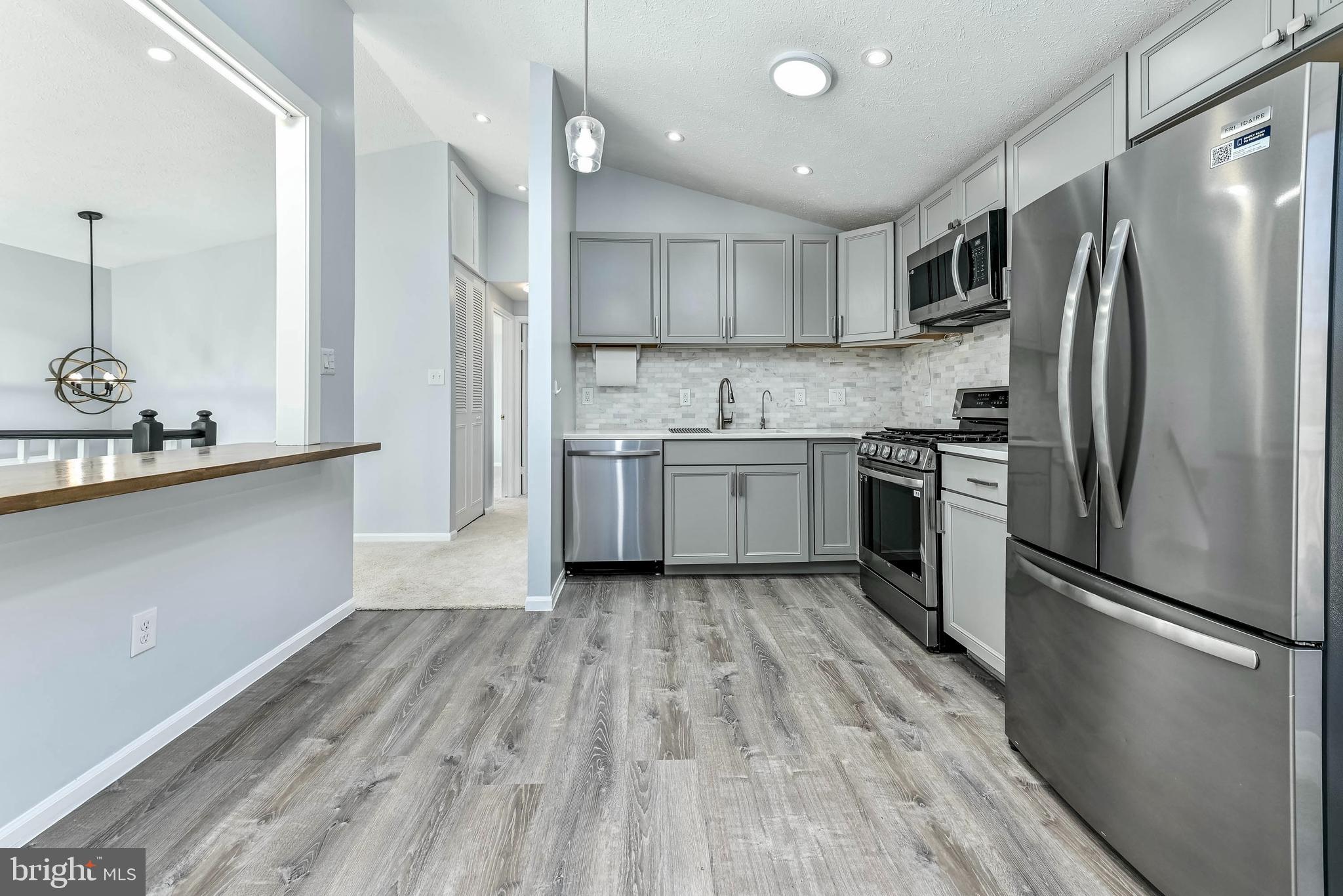 SPRING GROVE FARM - Residential