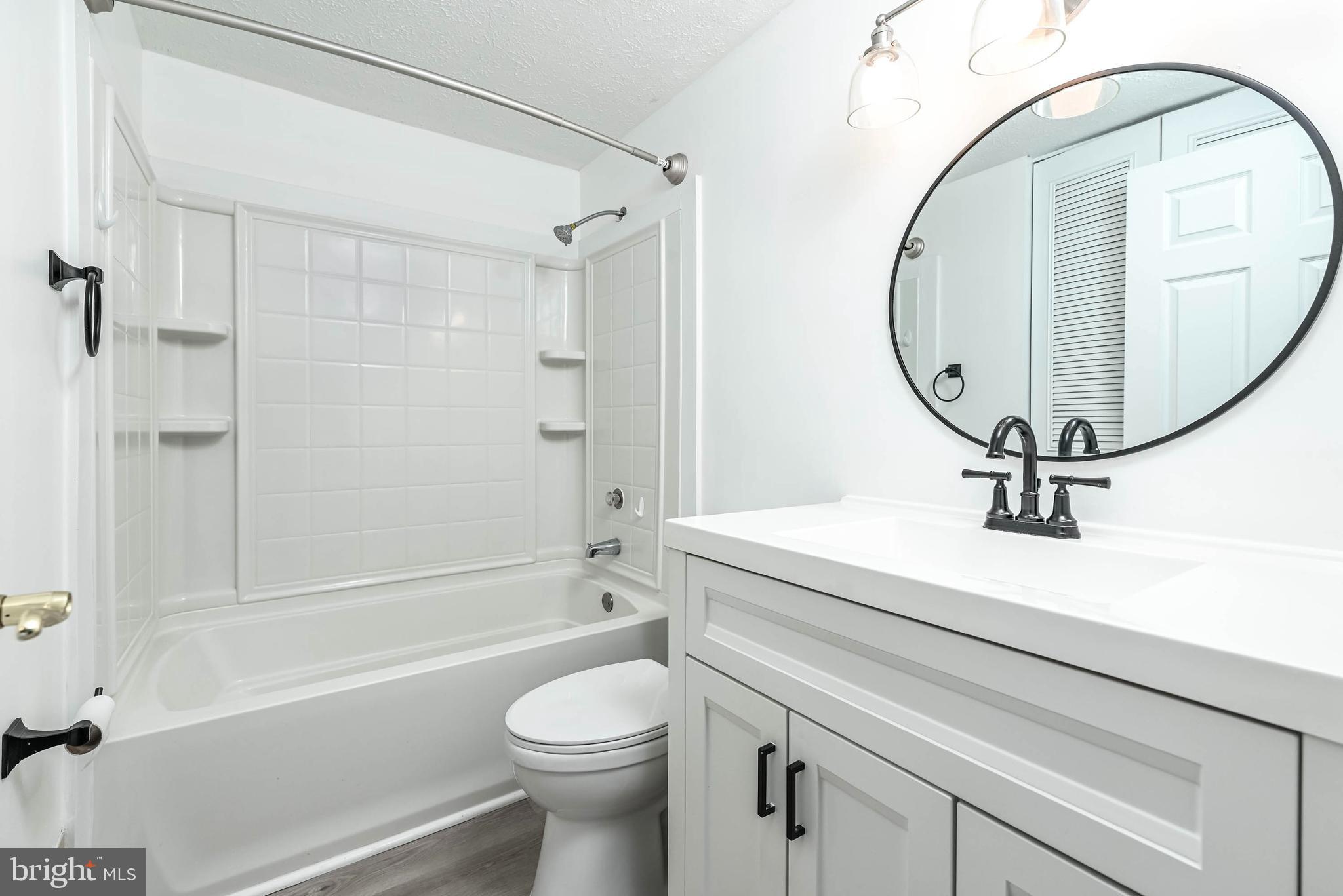 SPRING GROVE FARM - Residential