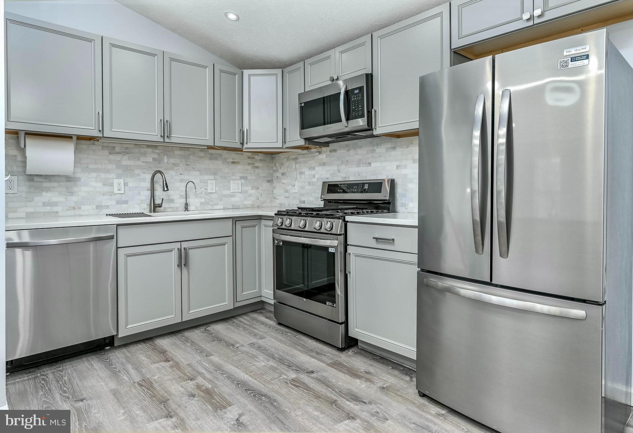 SPRING GROVE FARM - Residential