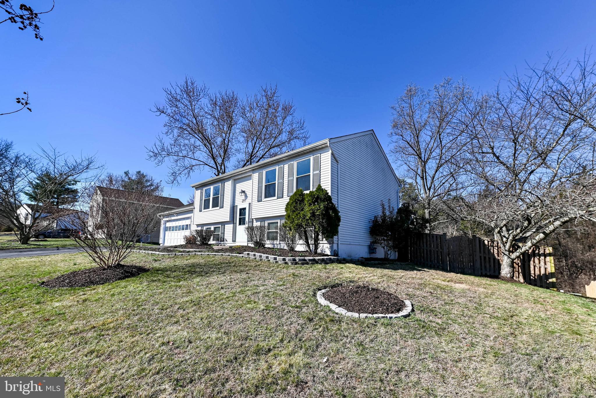 SPRING GROVE FARM - Residential