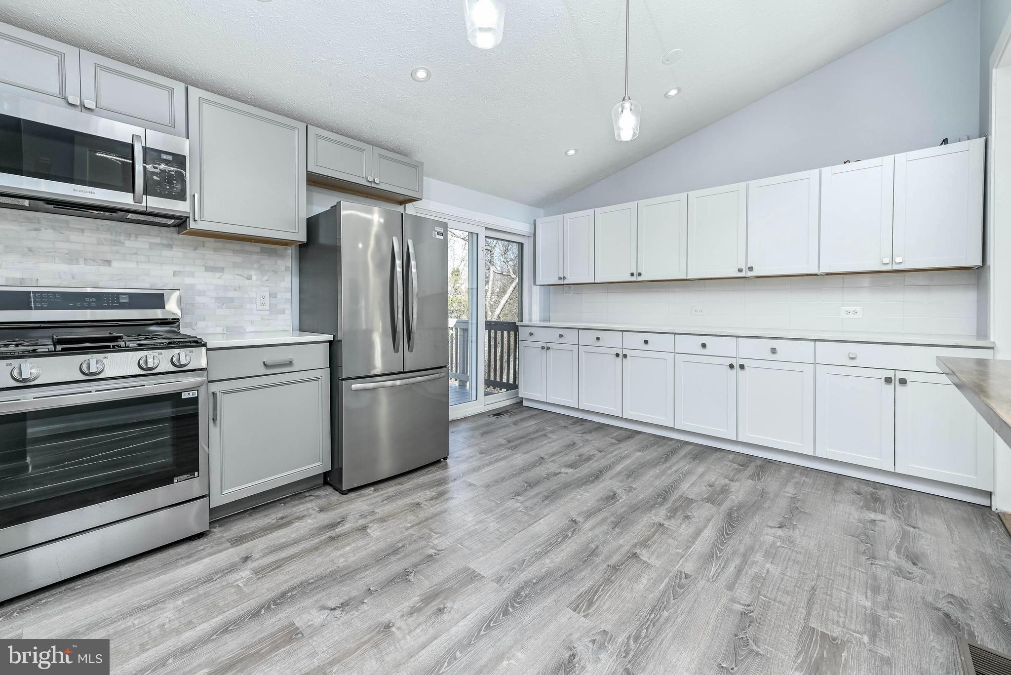 SPRING GROVE FARM - Residential