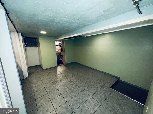 PHILADELPHIA (NORTHEAST) - Residential