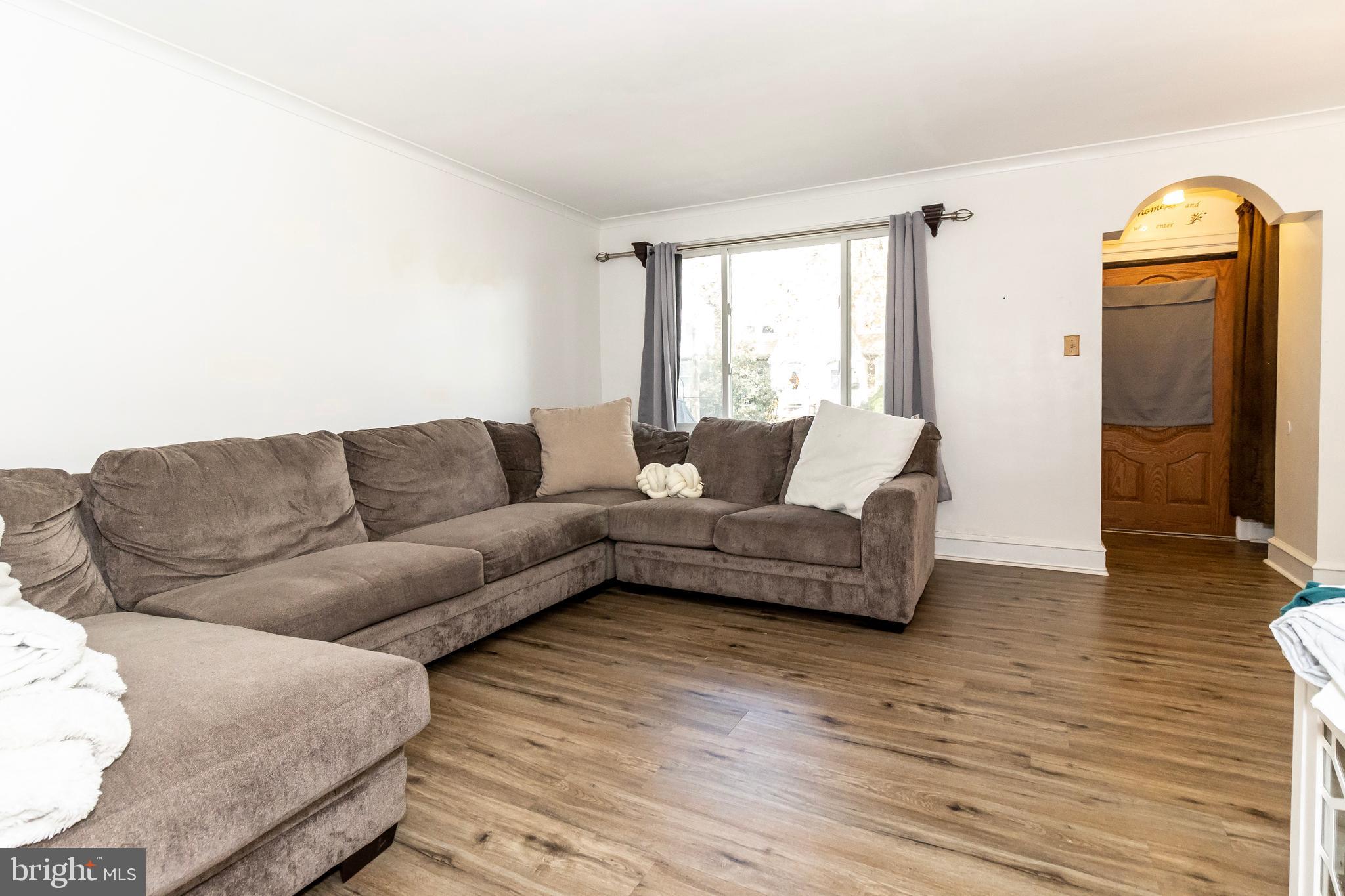 PHILADELPHIA (NORTHEAST) - Residential