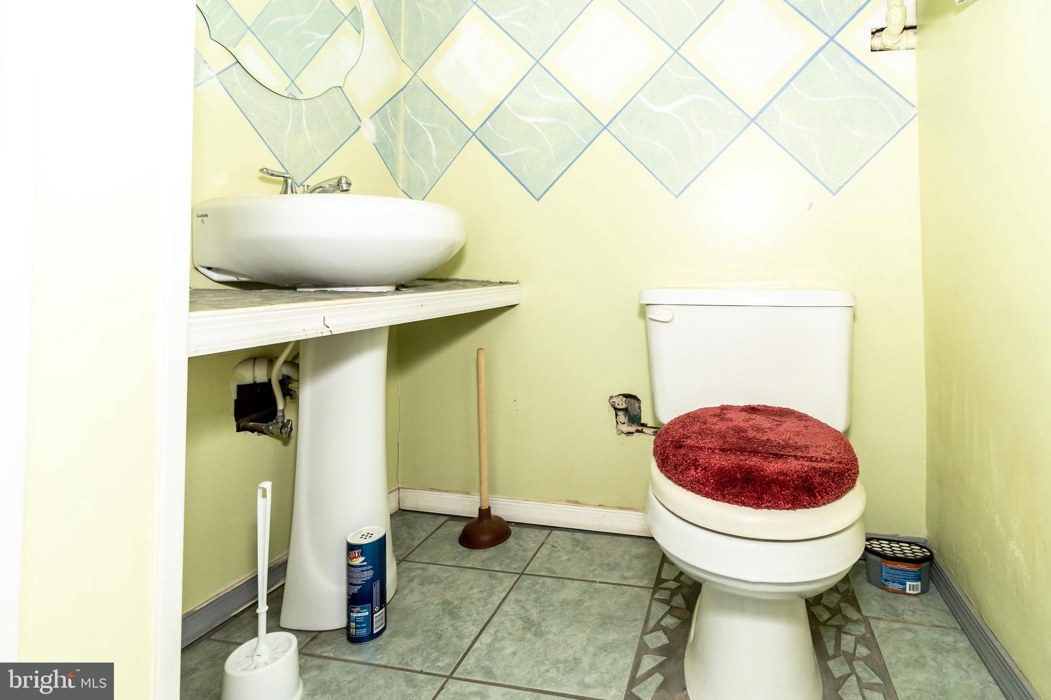 PHILADELPHIA (NORTHEAST) - Residential