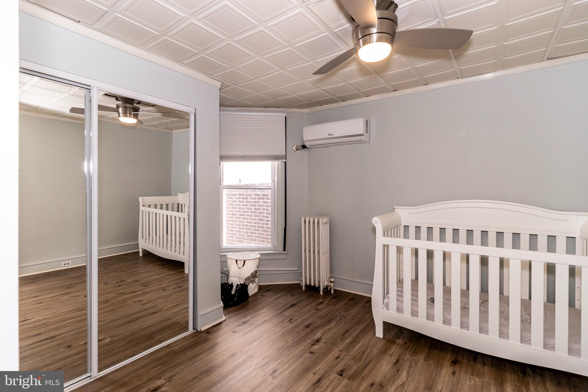 PHILADELPHIA (NORTHEAST) - Residential