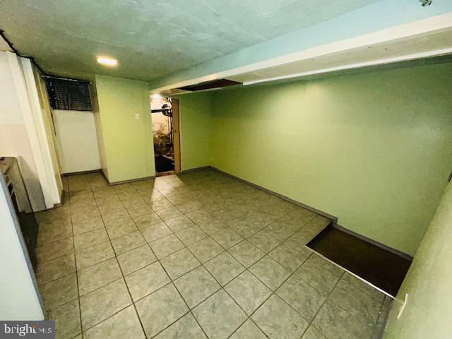 PHILADELPHIA (NORTHEAST) - Residential