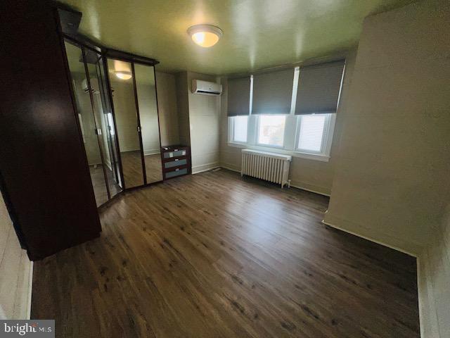 PHILADELPHIA (NORTHEAST) - Residential