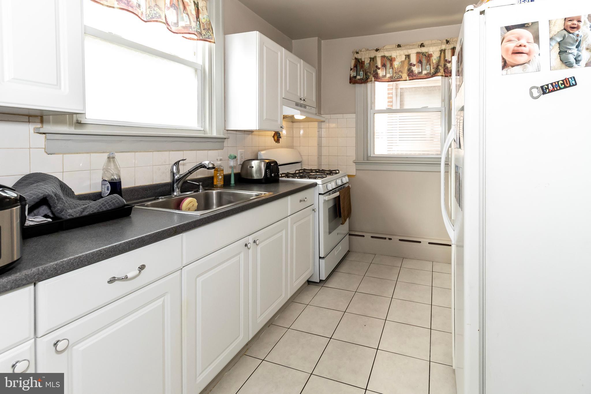 PHILADELPHIA (NORTHEAST) - Residential