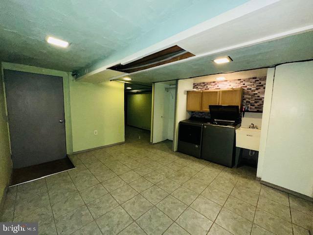 PHILADELPHIA (NORTHEAST) - Residential