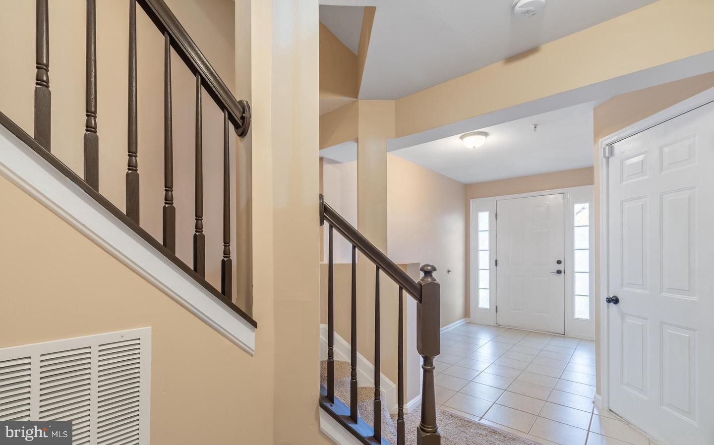 6414 FROTHINGHAM COURT
