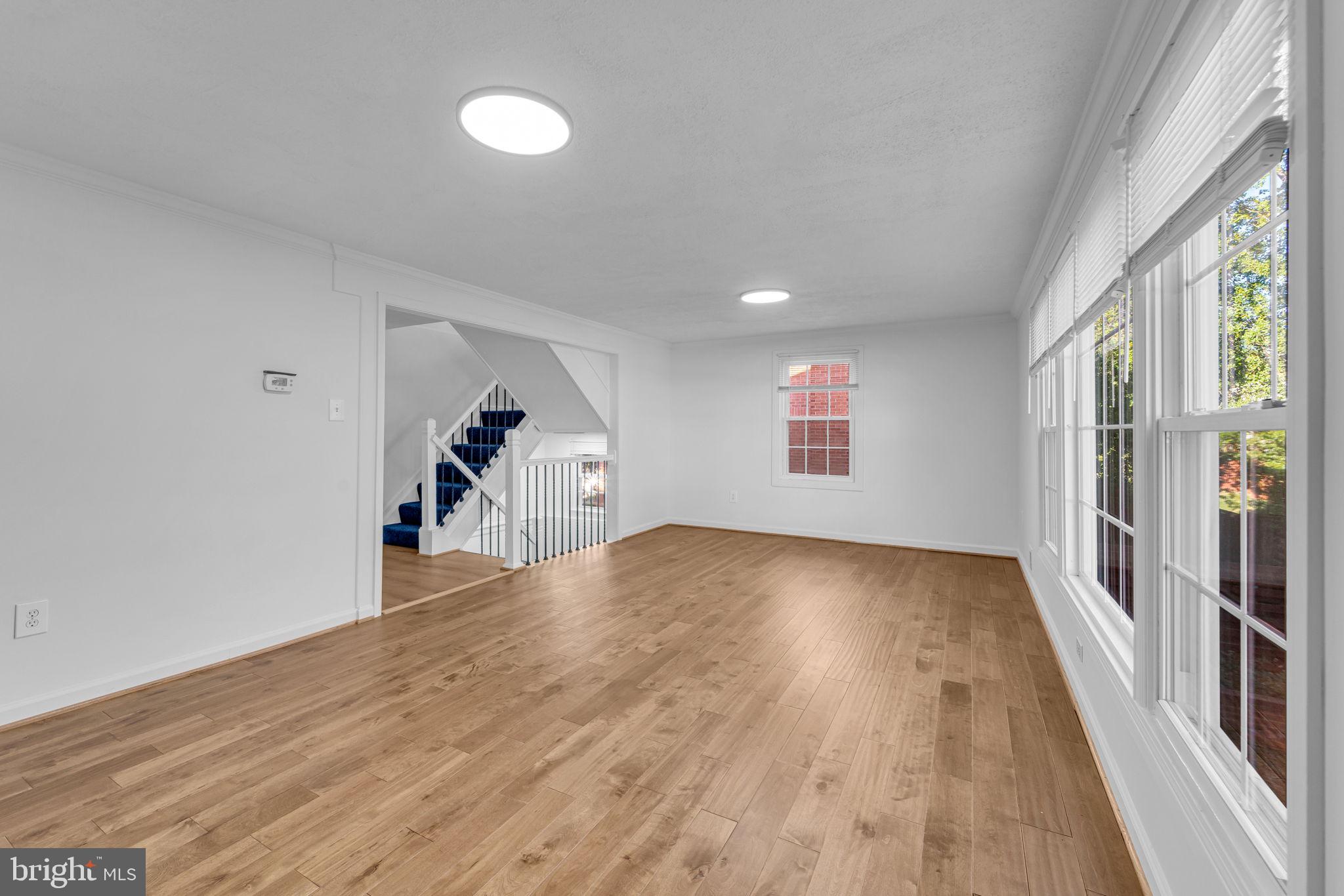 GREENWICH HILL - Residential