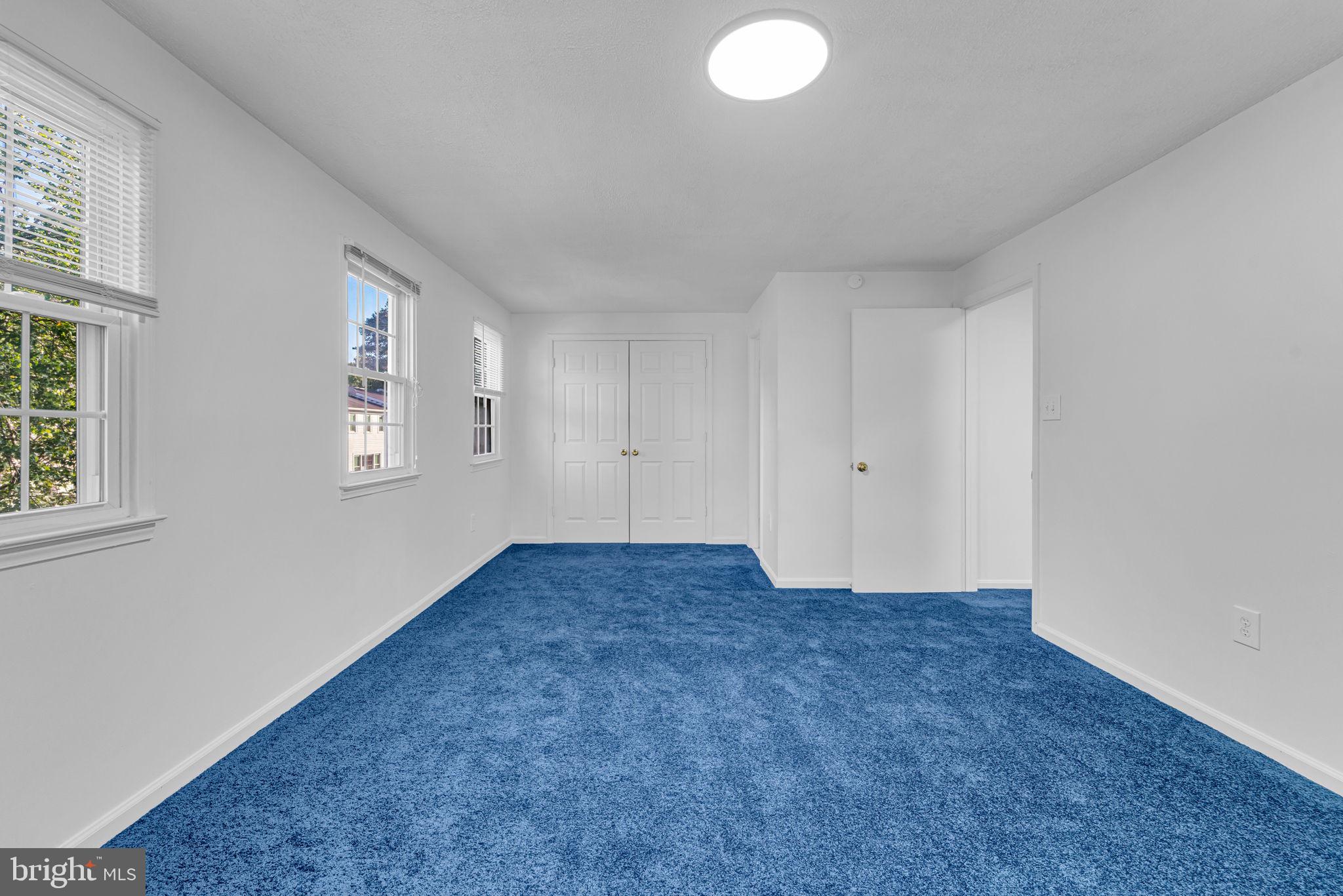 GREENWICH HILL - Residential