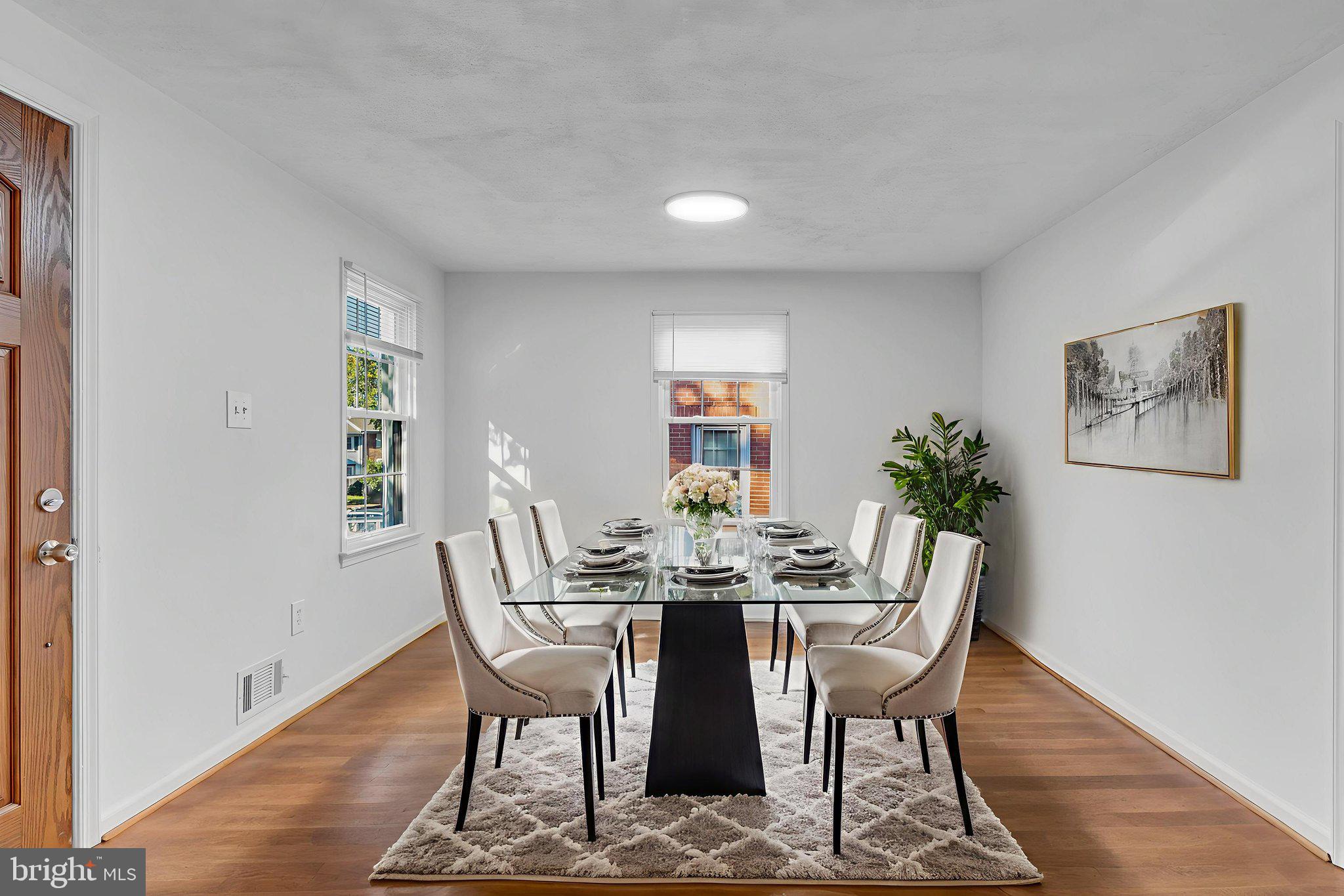 GREENWICH HILL - Residential