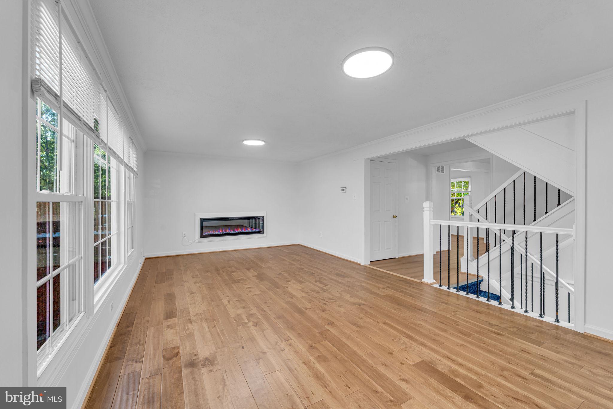 GREENWICH HILL - Residential