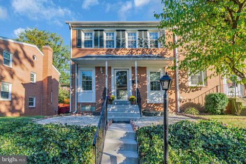 13115 VINEYARD WAY WOODBRIDGE VA 22191