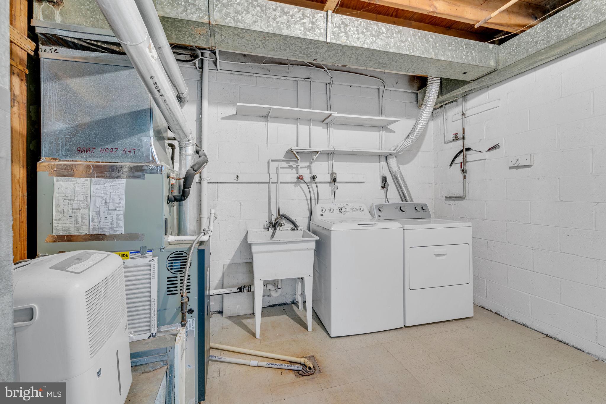 GREENWICH HILL - Residential