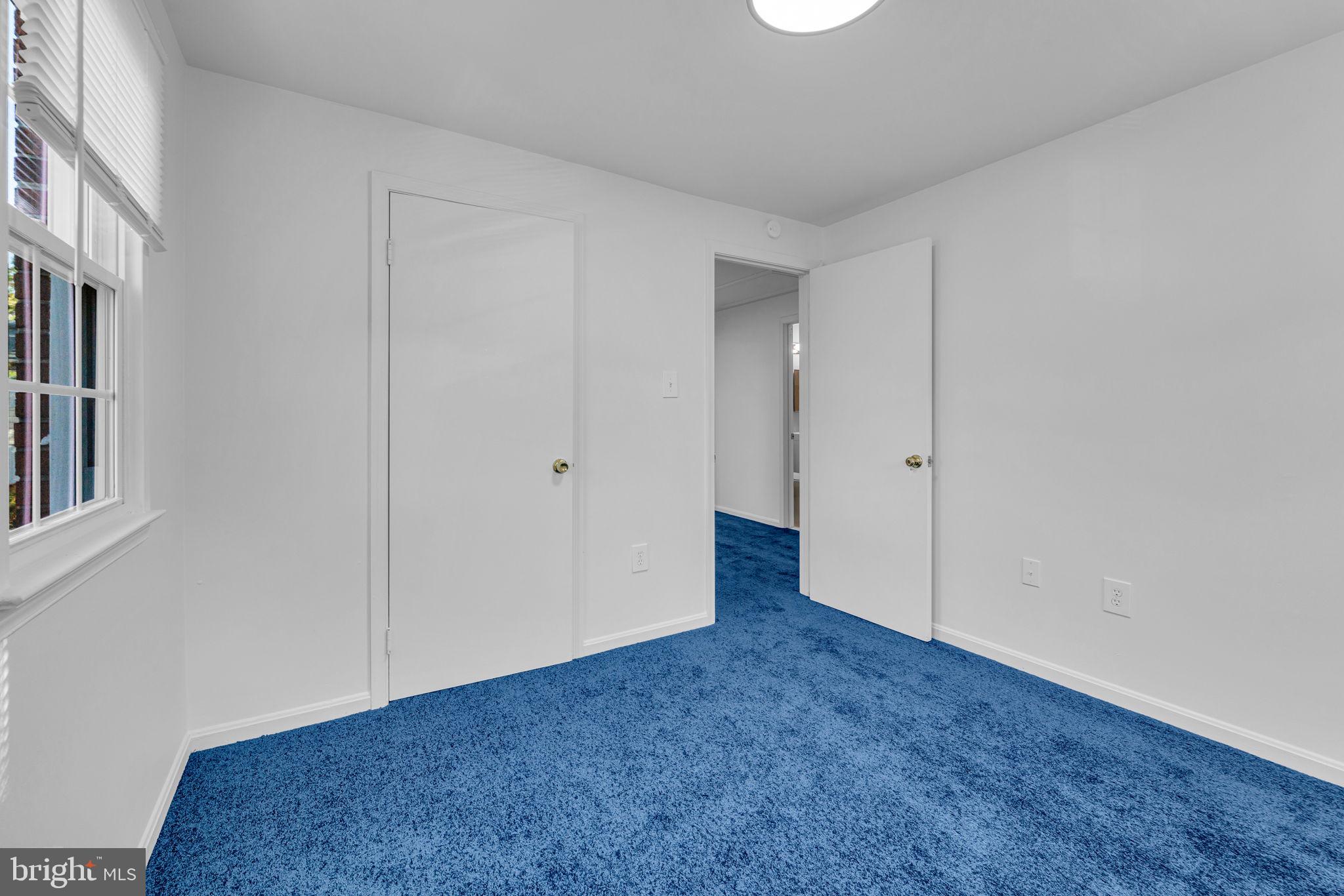 GREENWICH HILL - Residential